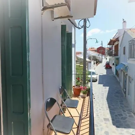 Nest At The Port * Скопелос