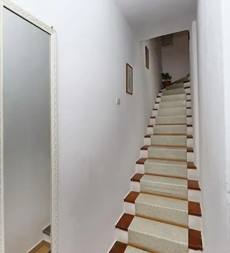 Apartment Nest At The Port