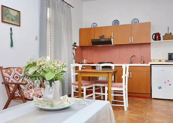 Apartment Nest At The Port